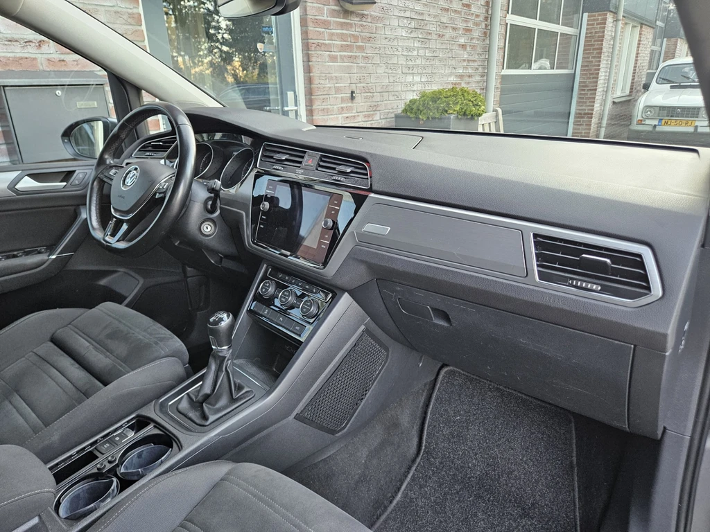 Volkswagen Touran – foto 36