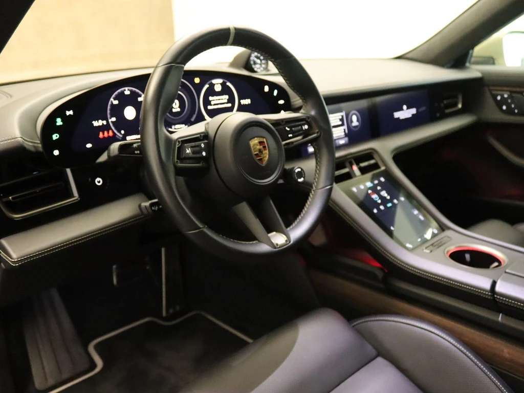 Porsche Taycan – foto 14