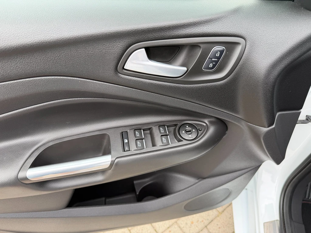 Ford Kuga – foto 10