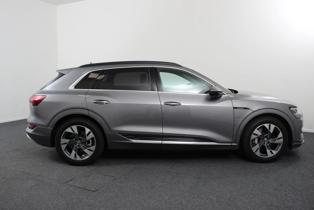 Audi e-tron – foto 6