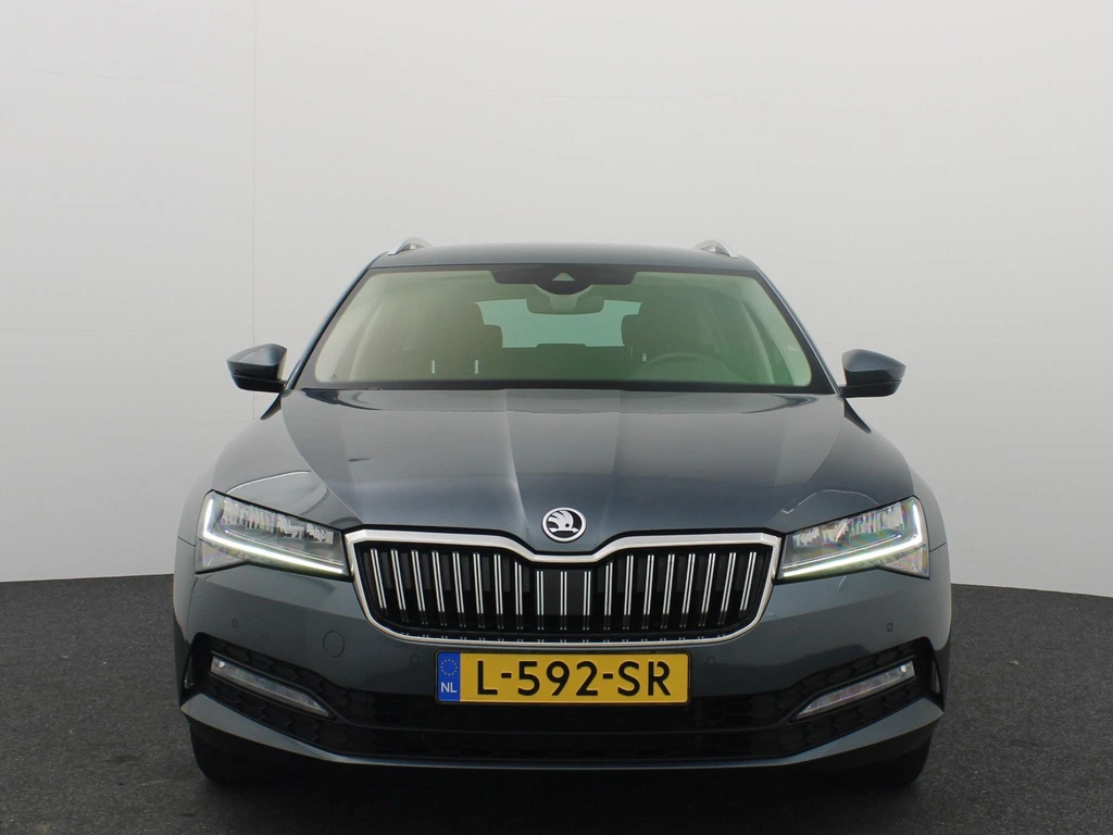 Škoda Superb – foto 11
