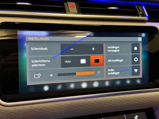 Land Rover Range Rover Velar – thumbnail 18