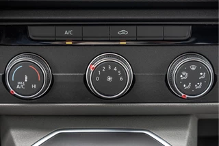 Volkswagen Transporter – thumbnail 22