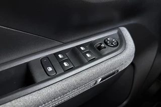 Opel Frontera – thumbnail 22