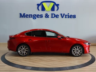 Mazda 3 – thumbnail 6