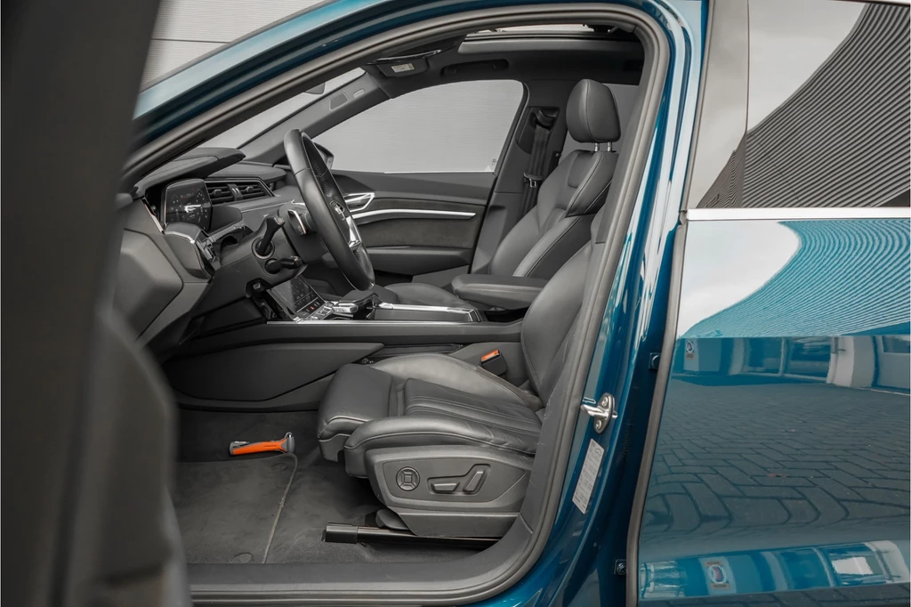 Audi e-tron – foto 11