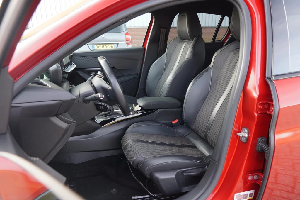 Peugeot 208 – foto 21