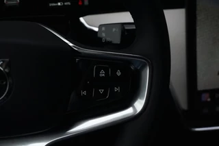 Volvo EX90 – thumbnail 23