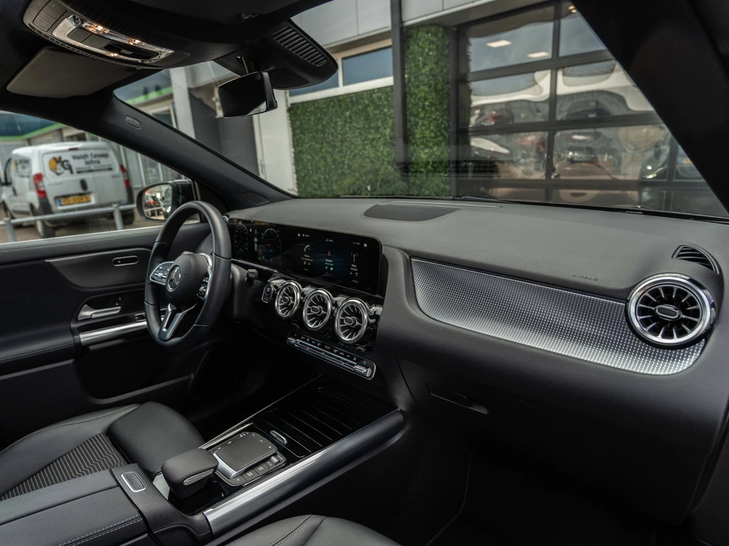 Mercedes-Benz EQA – foto 41