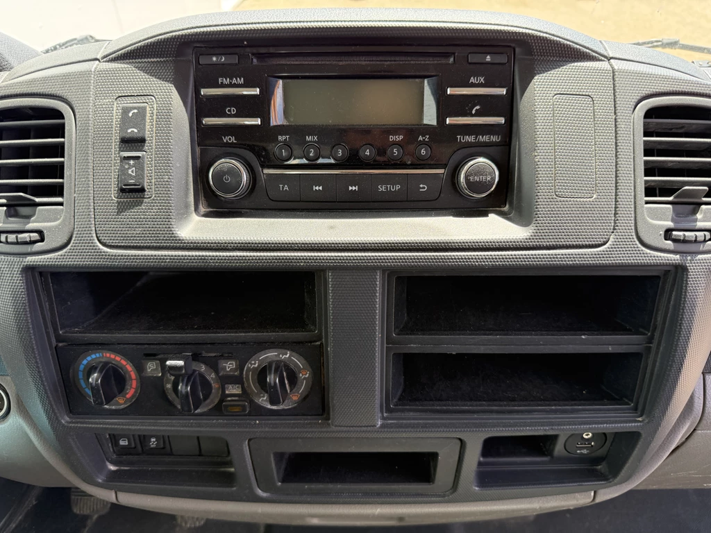 Nissan NT400 – foto 15