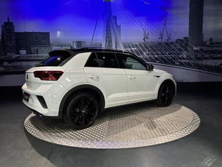 Volkswagen T-Roc – thumbnail 10