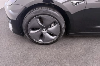 Tesla Model 3 – thumbnail 7
