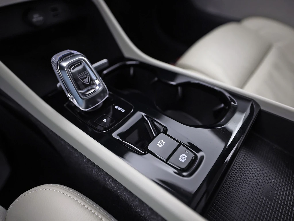 Volvo XC40 – foto 11