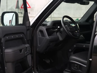 Land Rover Defender – thumbnail 21