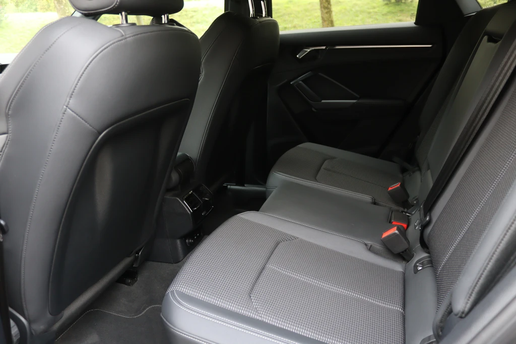 Audi Q3 – foto 32