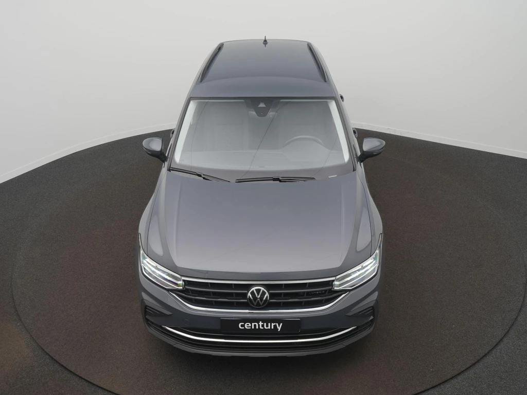 Volkswagen Tiguan – foto 11