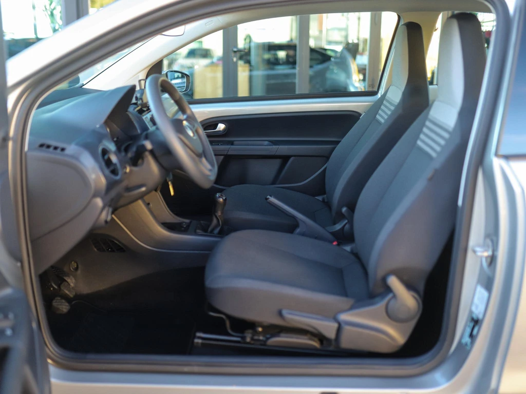 Volkswagen up! – foto 32