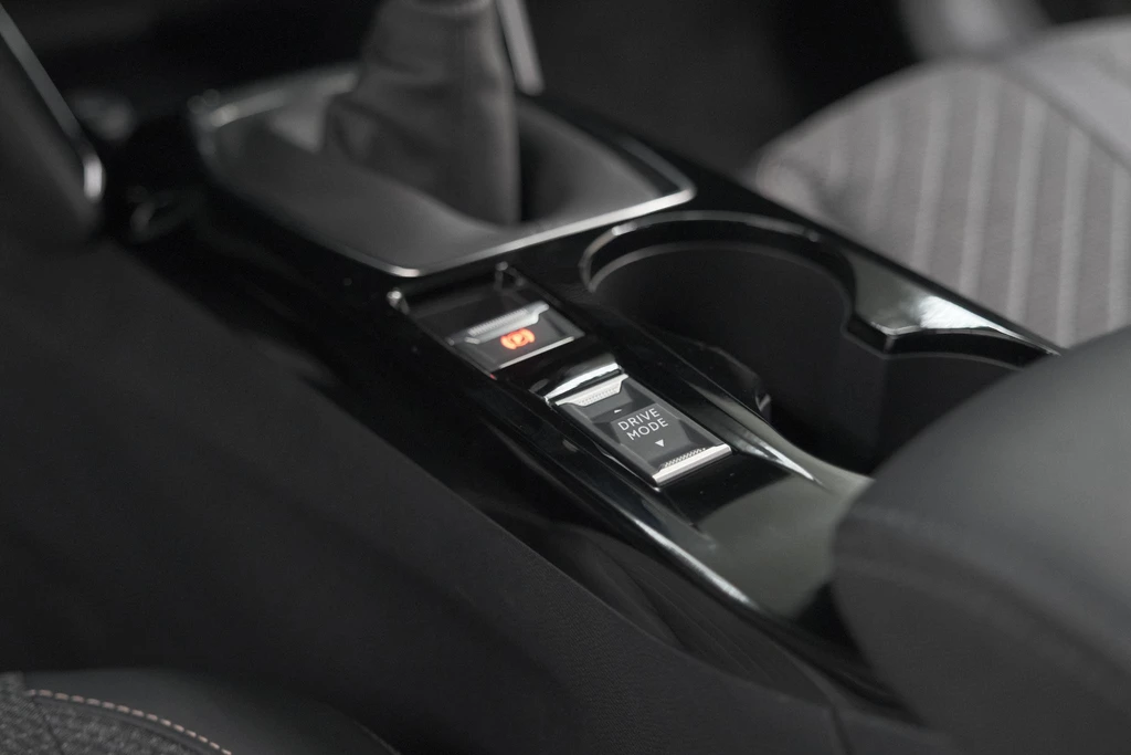 Peugeot 208 – foto 46