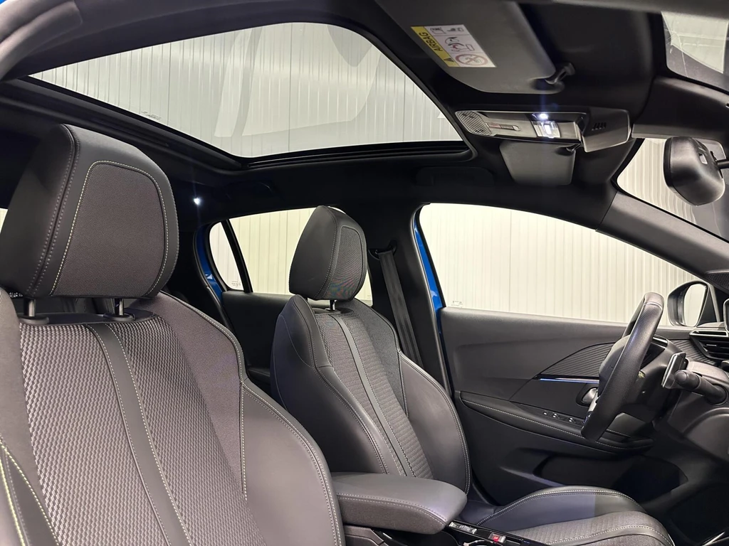 Peugeot 208 – foto 17