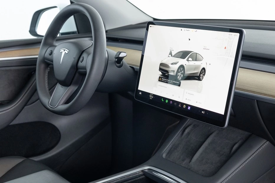 Tesla Model Y – foto 8