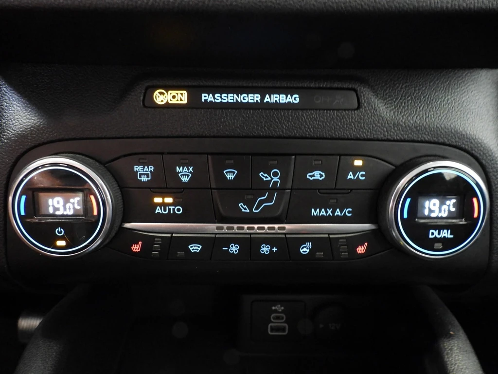 Ford Kuga – foto 10