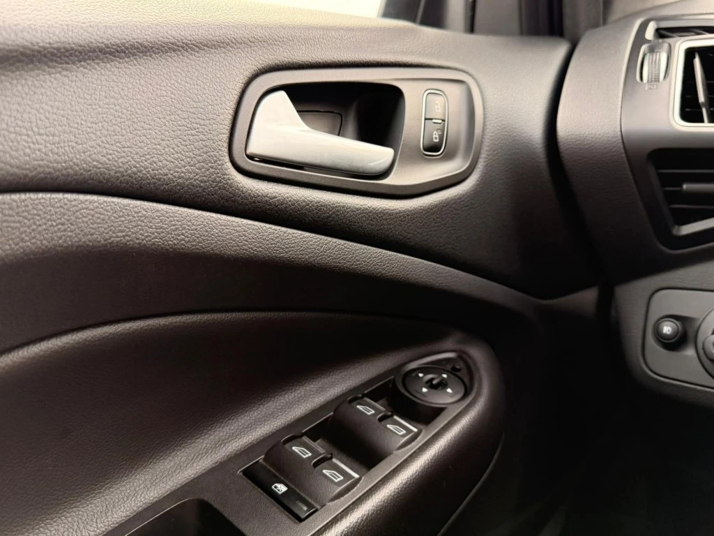 Ford Kuga – foto 16