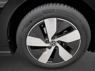 Volkswagen Passat – thumbnail 32