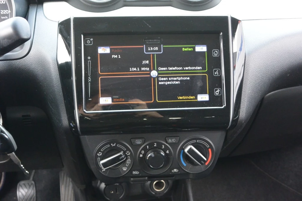 Suzuki Swift – foto 18