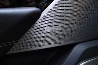 Land Rover Range Rover Velar – thumbnail 10