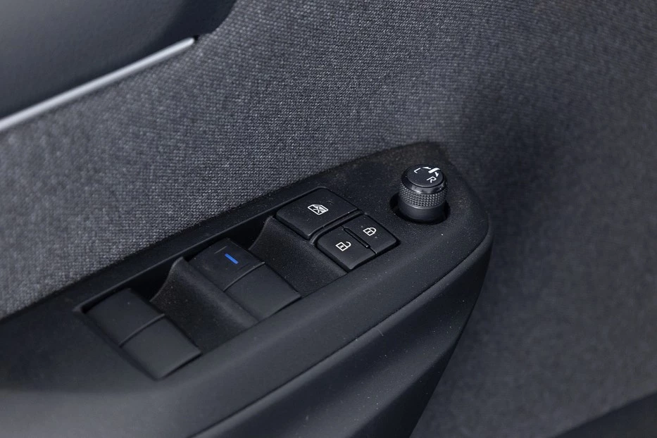 Toyota Yaris – foto 15