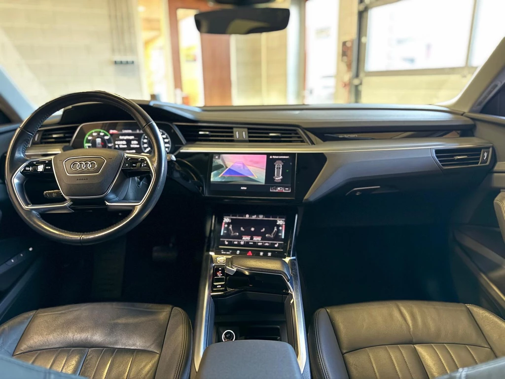 Audi e-tron – foto 14