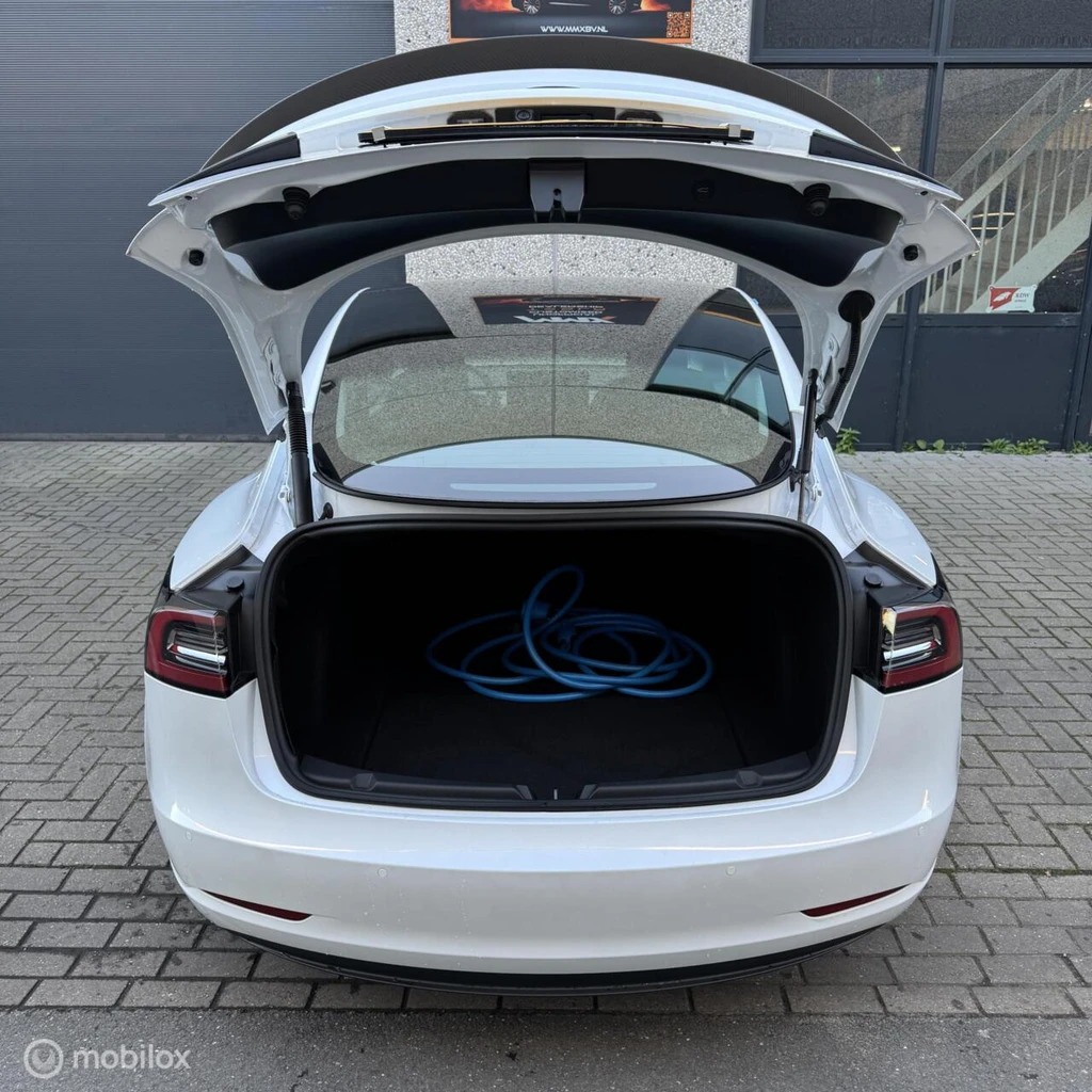 Tesla Model 3 – foto 20