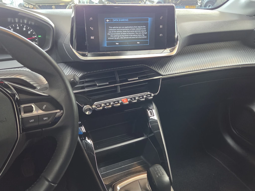 Peugeot 208 – foto 30