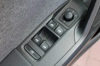 SEAT Arona – thumbnail 16