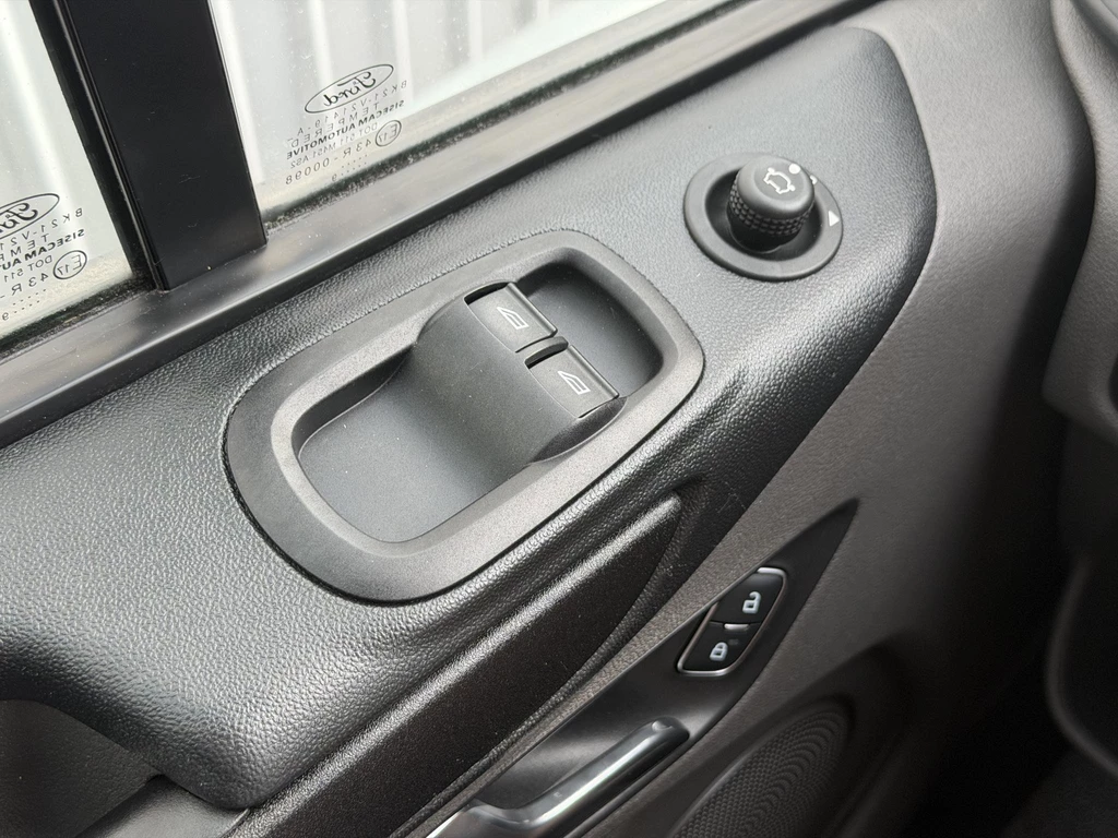 Ford Transit Custom – foto 38