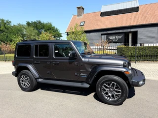 Jeep Wrangler – thumbnail 11