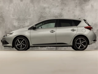 Toyota Auris – thumbnail 3