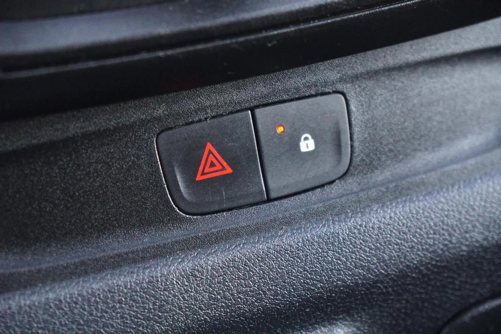 Nissan NV300 – foto 28