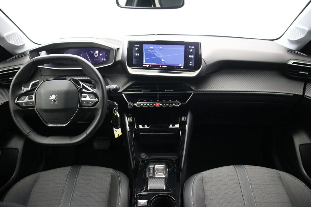Peugeot 208 – foto 11