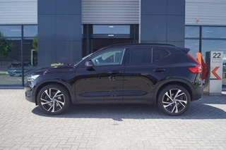 Volvo XC40 – thumbnail 3