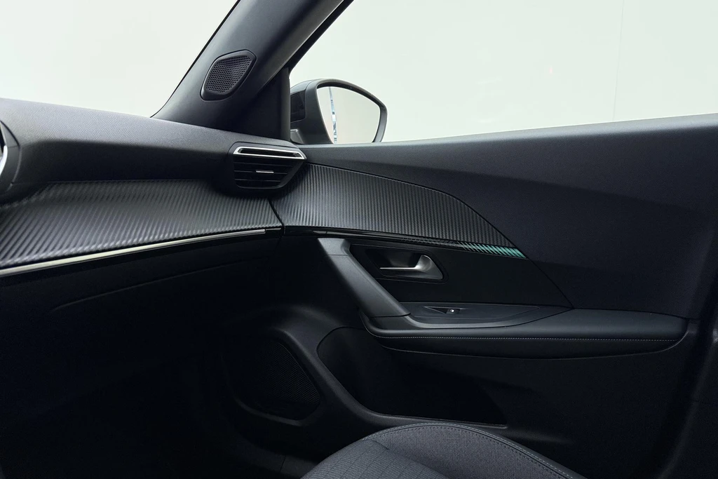 Peugeot e-2008 – foto 28