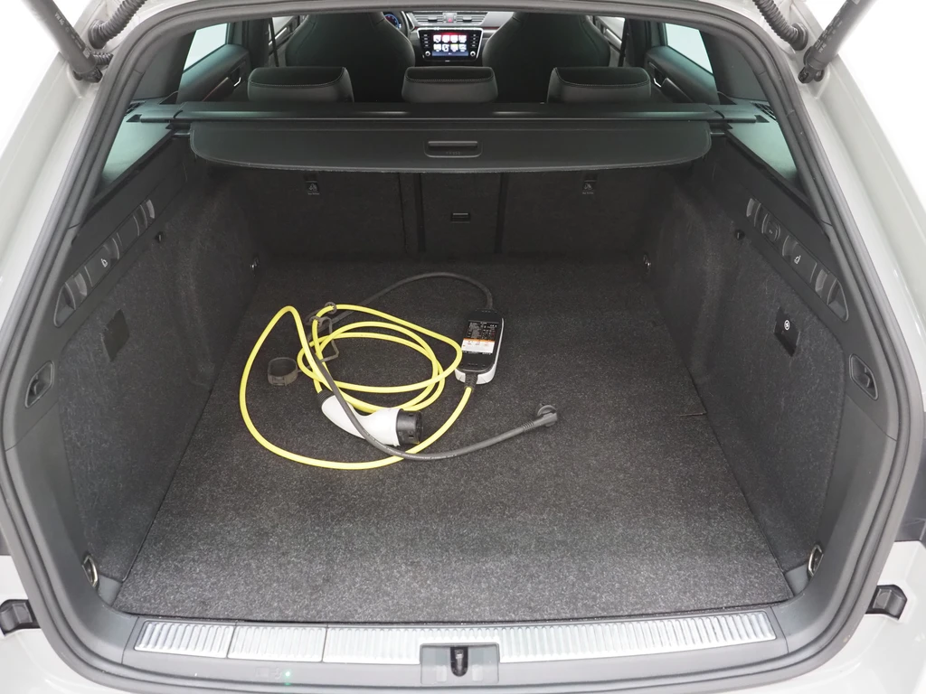 Škoda Superb – foto 39