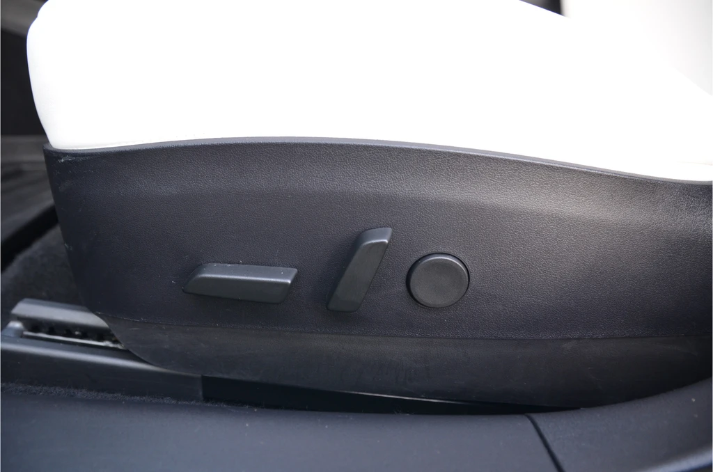 Tesla Model 3 – foto 8