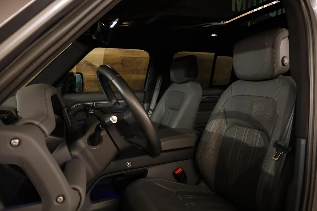 Land Rover Defender – foto 12