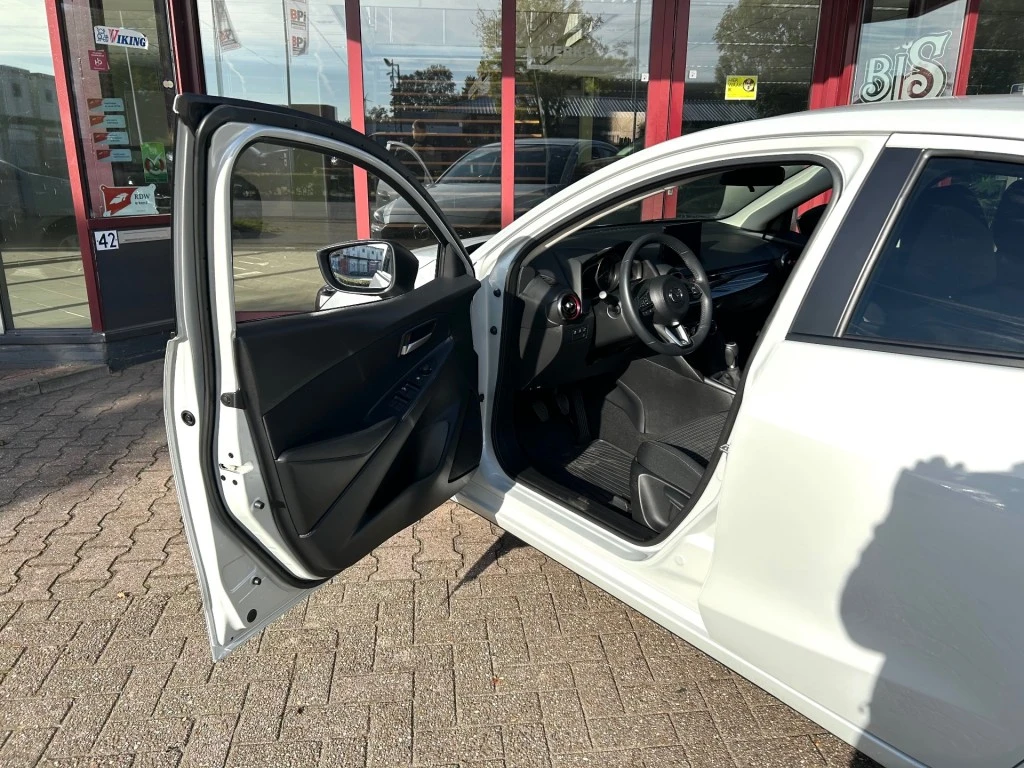 Mazda 2 – foto 7