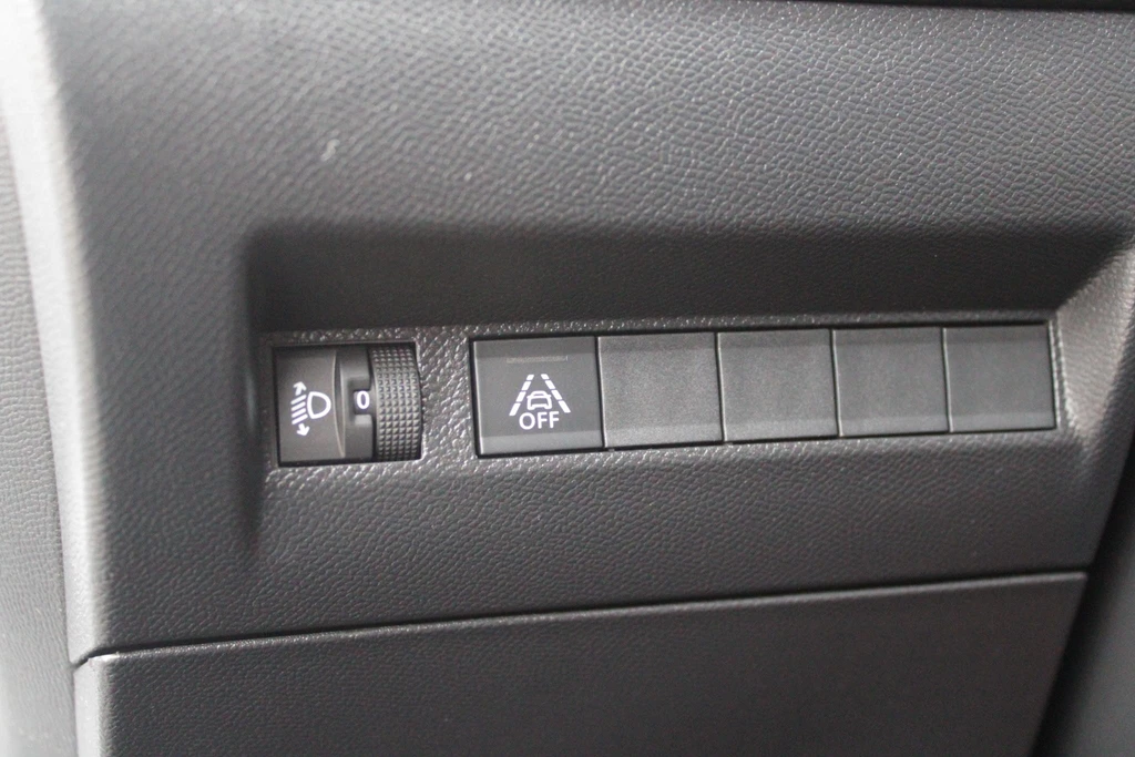 Peugeot 208 – foto 38