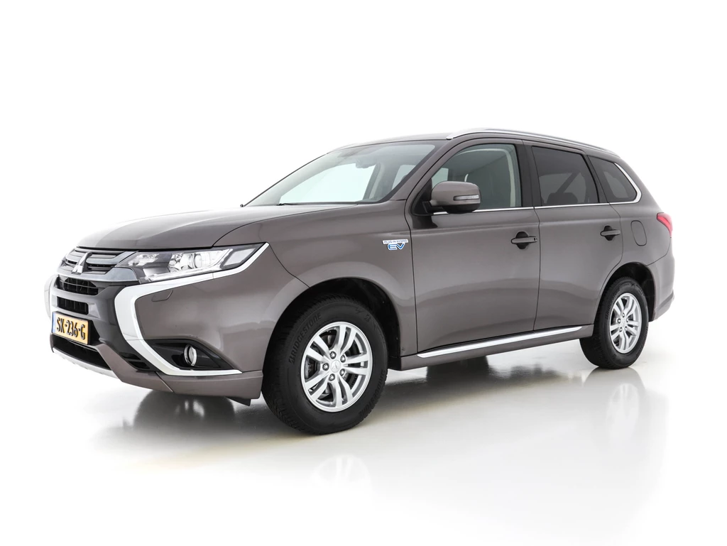 Mitsubishi Outlander – foto 1