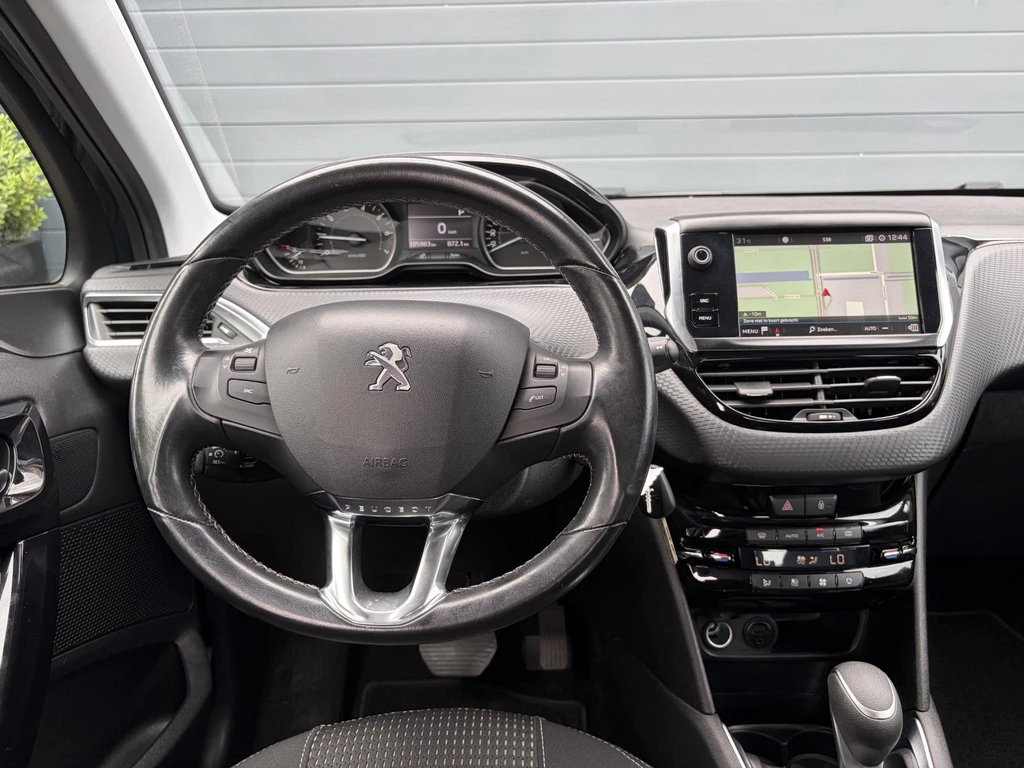 Peugeot 208 – foto 5