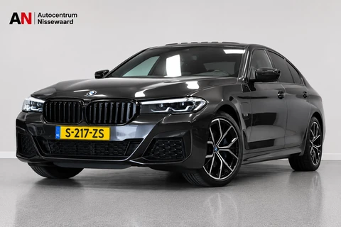 BMW 5-serie 530e M sport Business Edition Plus |Panorama|