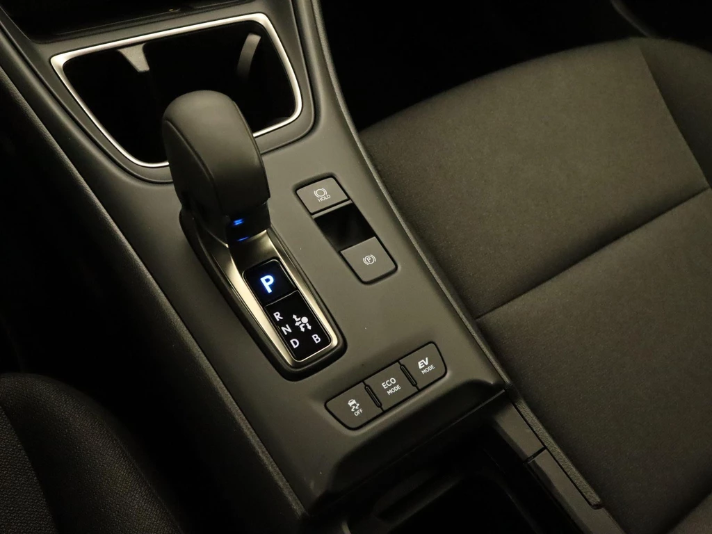 Lexus LBX – foto 36